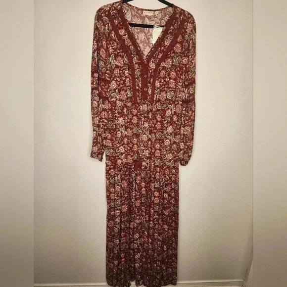Wonderly Red Floral Maxi Dress - Picture 3 of 14